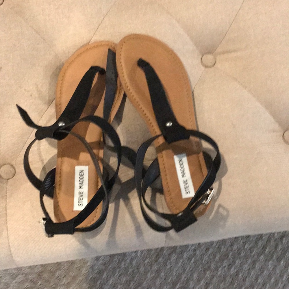BRAND NEW!! NEVER WORN!! Steve Madden Sandals